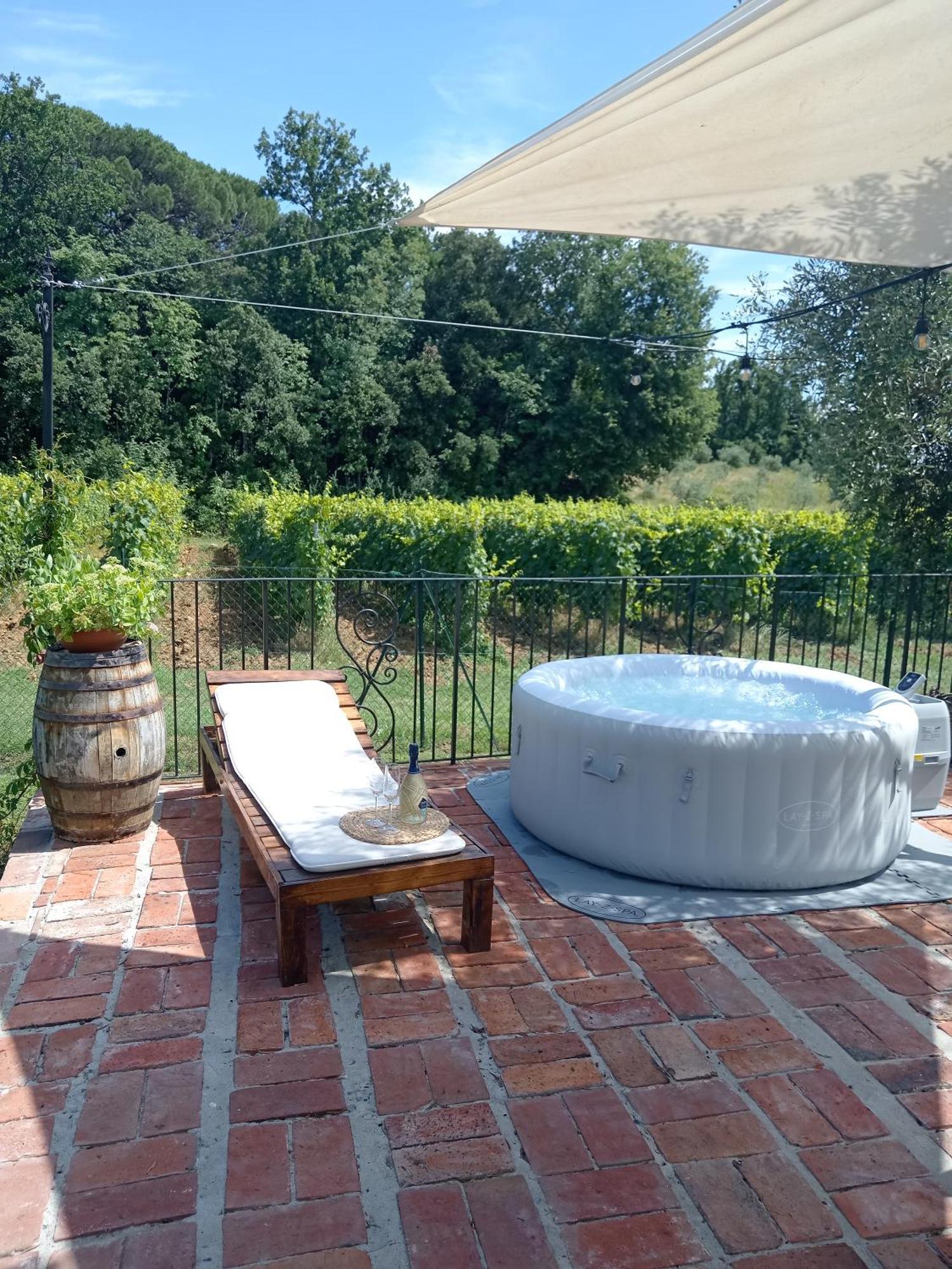 Casale - La Camera Di Leda Lamporecchio Ruang foto