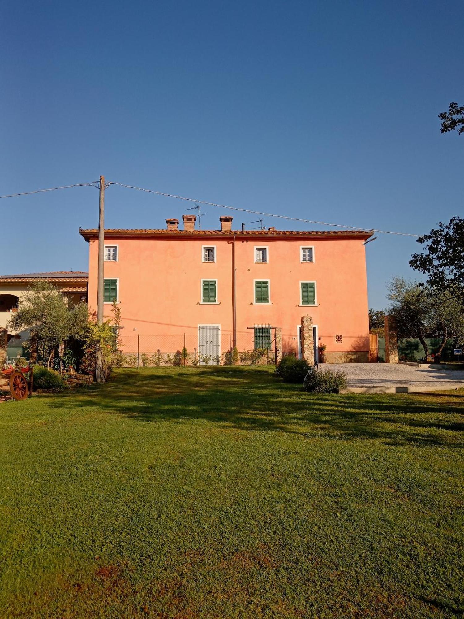 Casale - La Camera Di Leda Lamporecchio Bagian luar foto